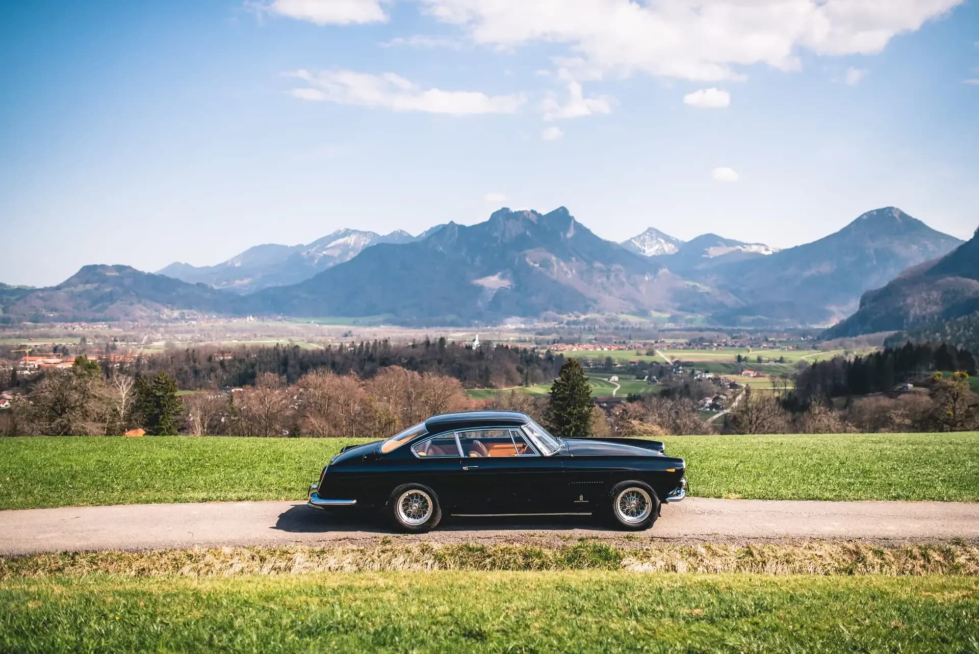 0 Ferrari 330 America