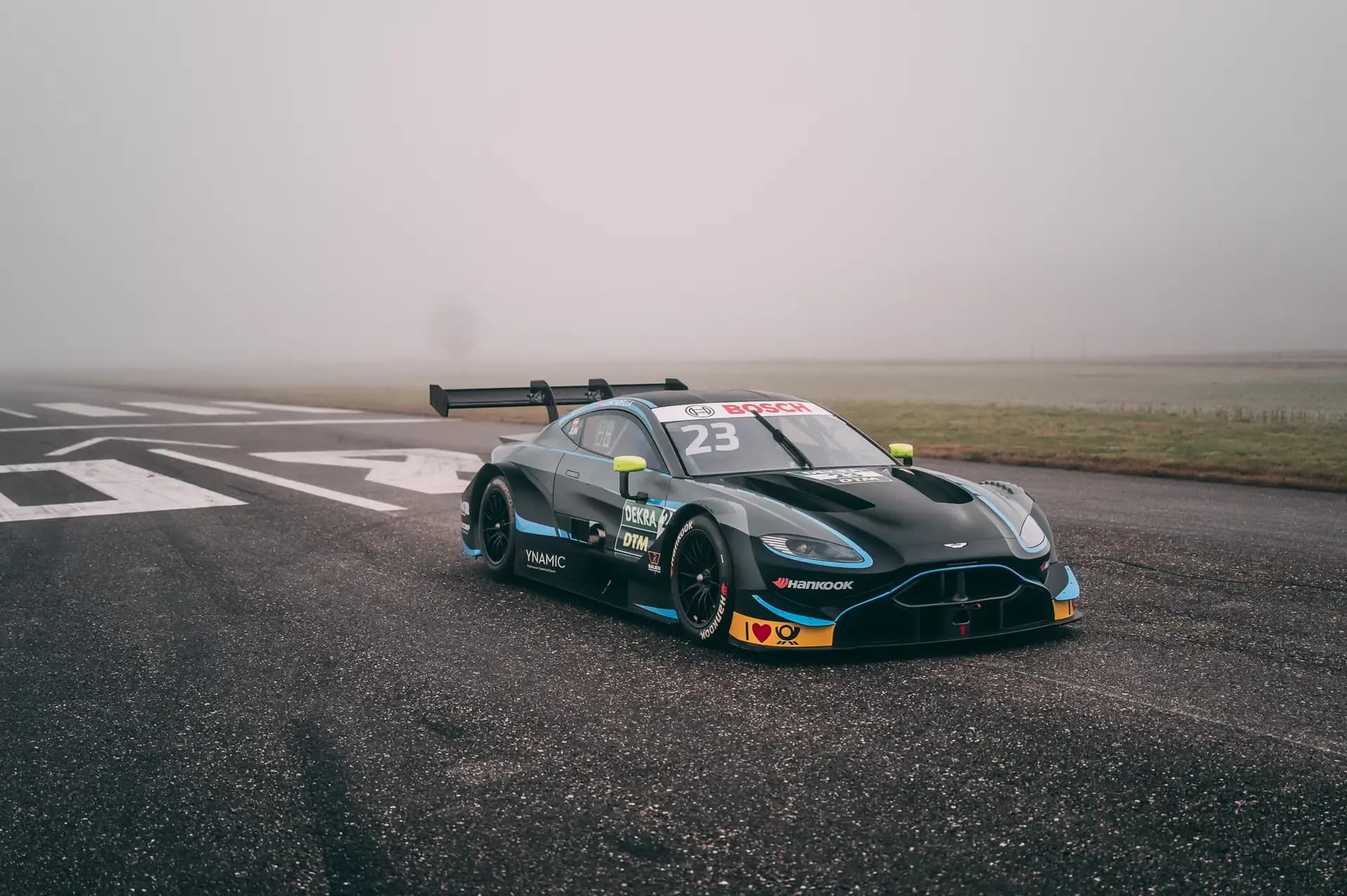 Aston Martin V8 Vantage DTM